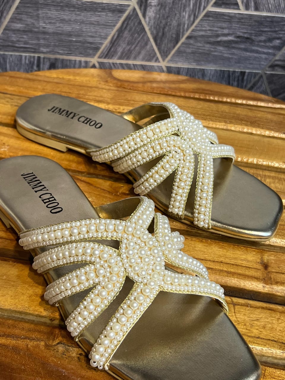 JIMMY CHOO PEARLS FLAT
