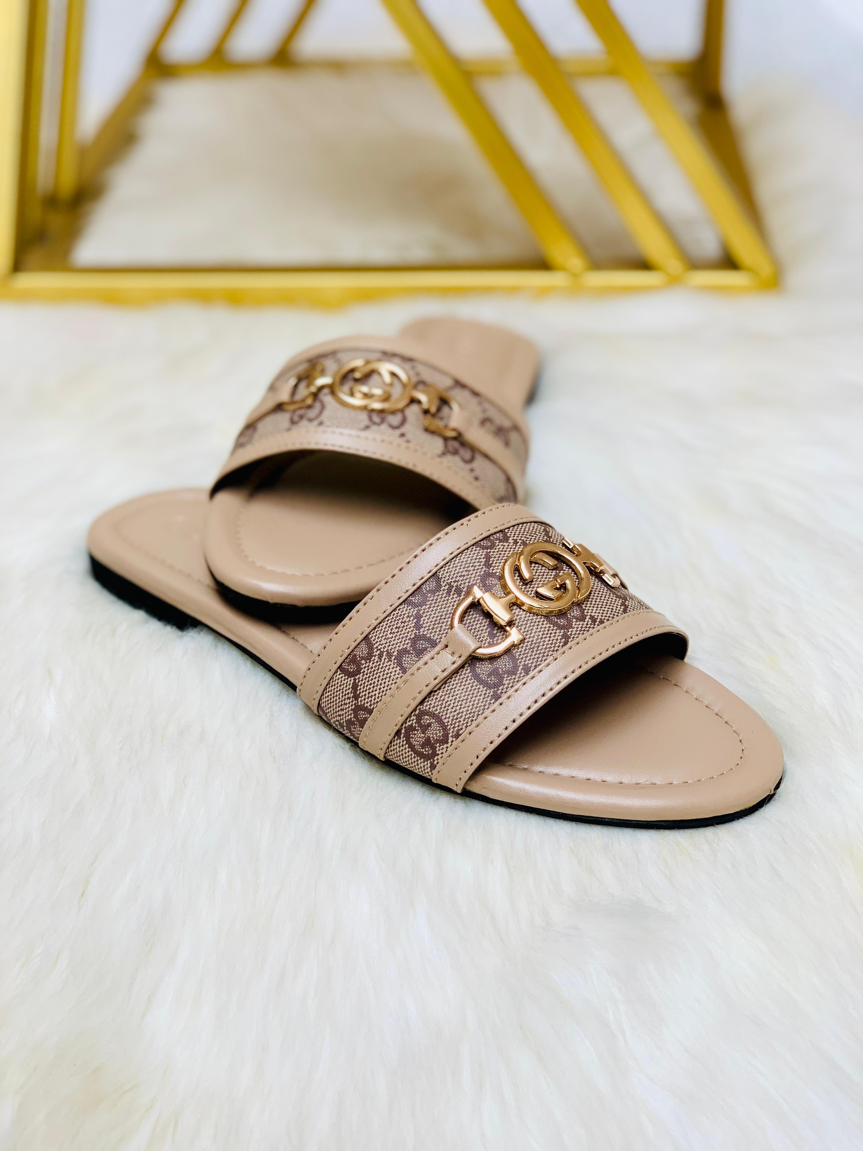 GUCCI FLAT SLIPPERS