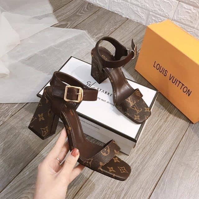 LOUIS VUITTON HEELS