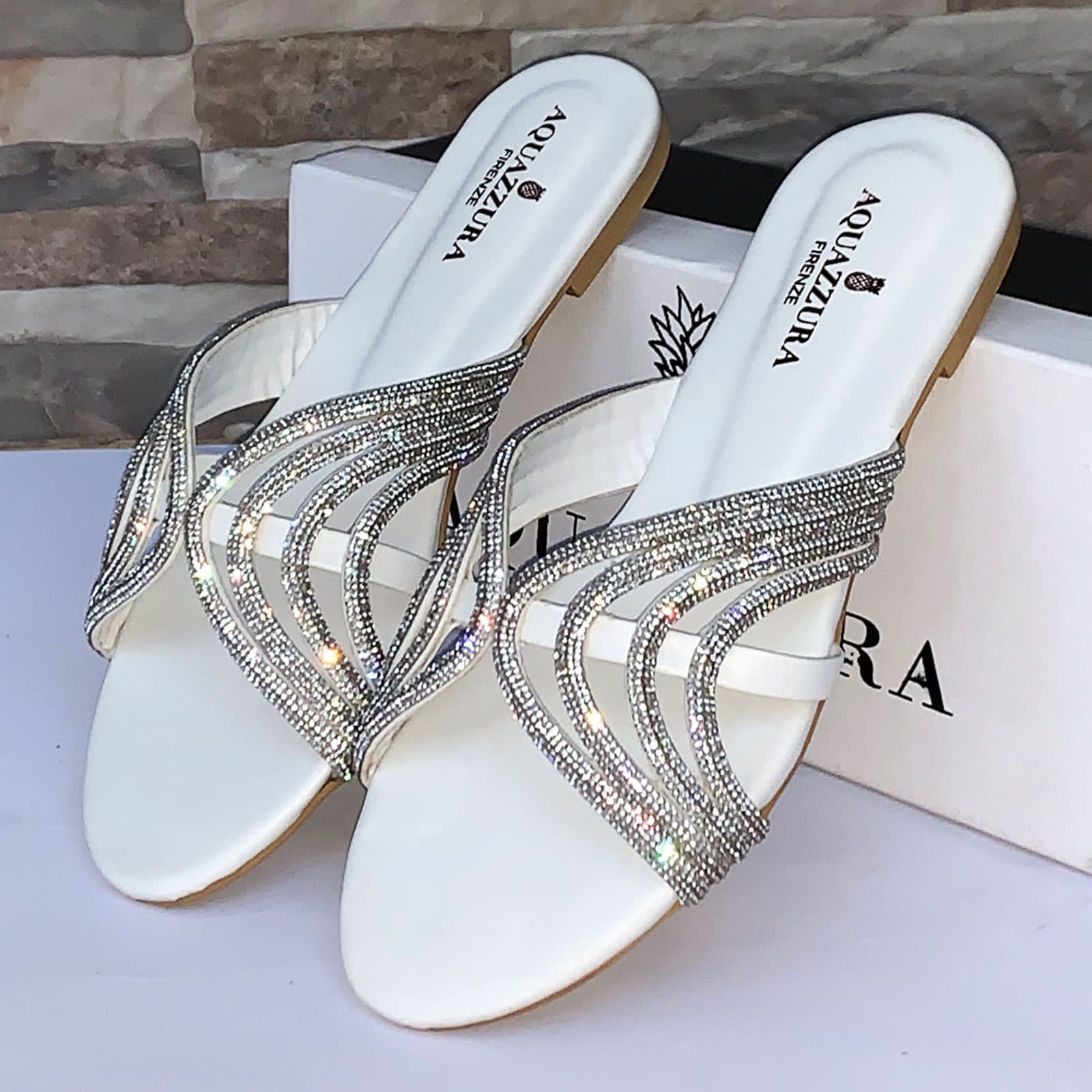 AQUAZZURA STYLISH FLATS