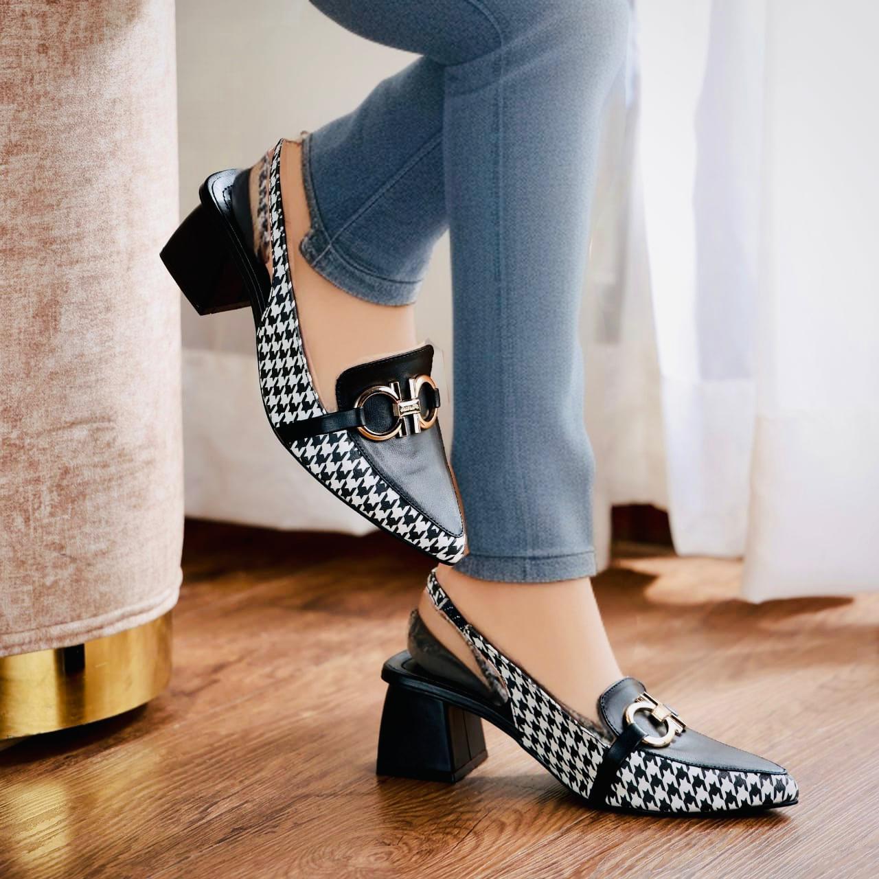 ZARA CHECK HEEL