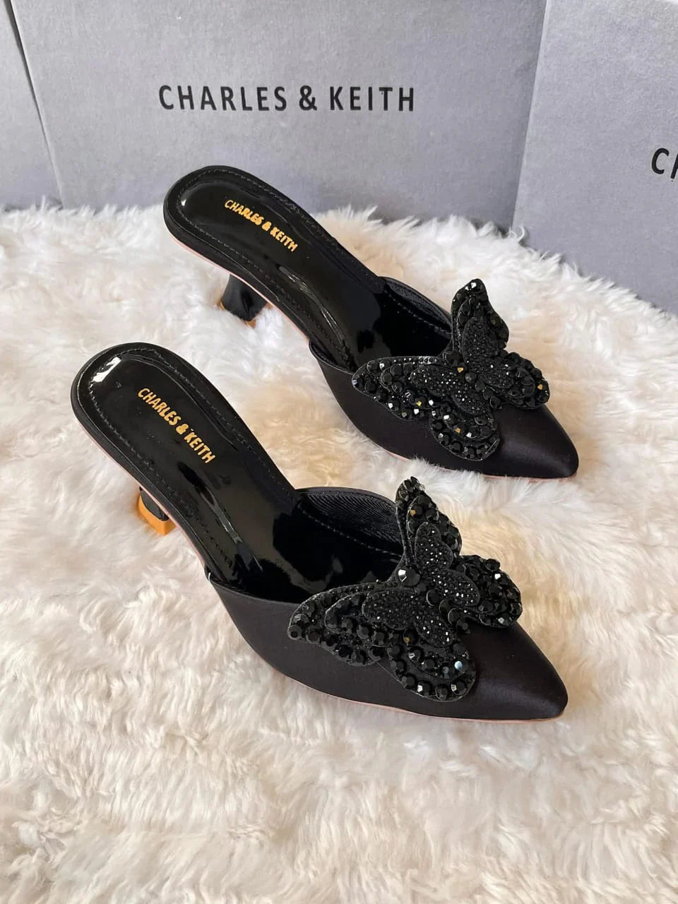 CHARLE'S-KEITH-HEELS