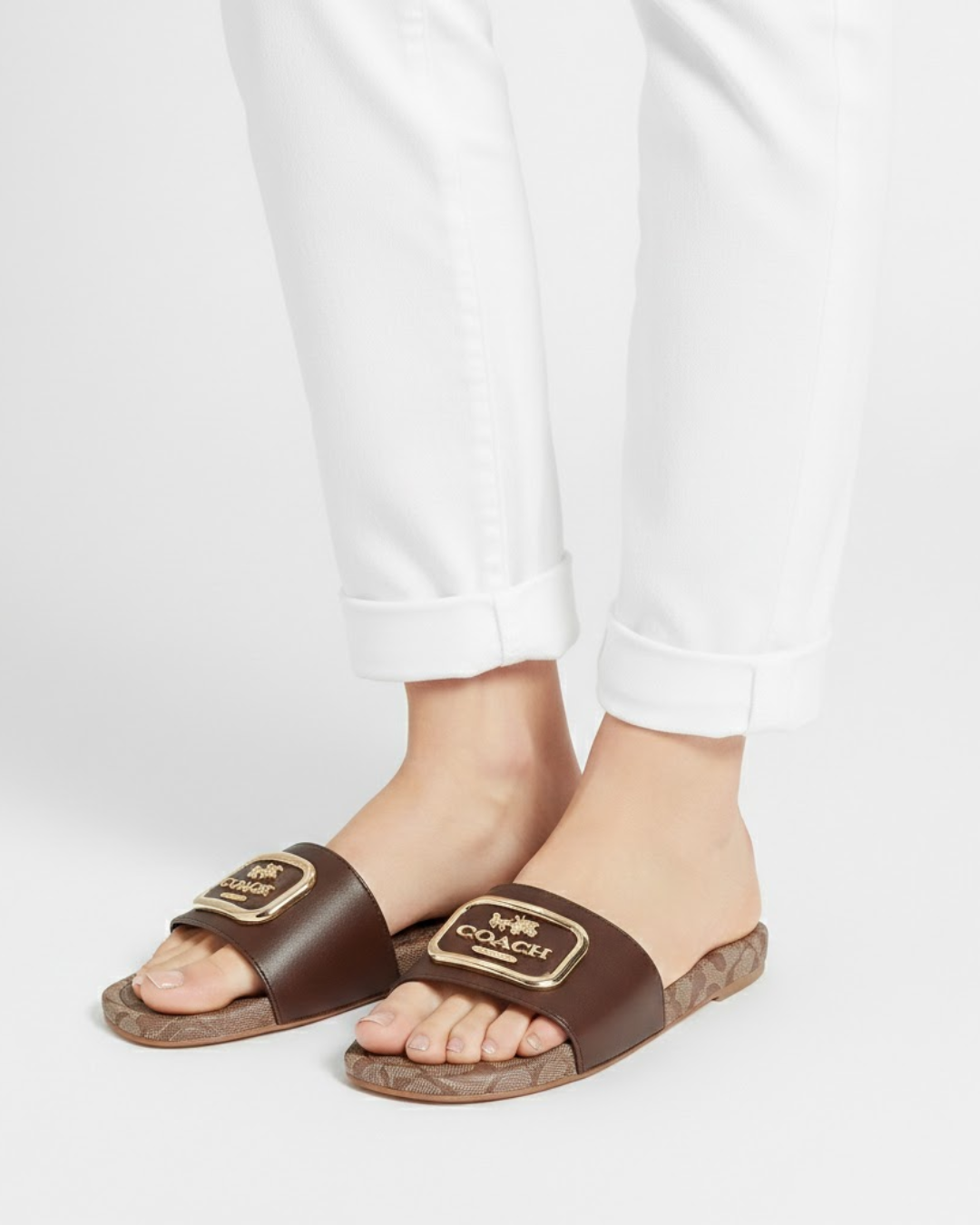 Fioure Luxury Logo Plaque Slide Sandals