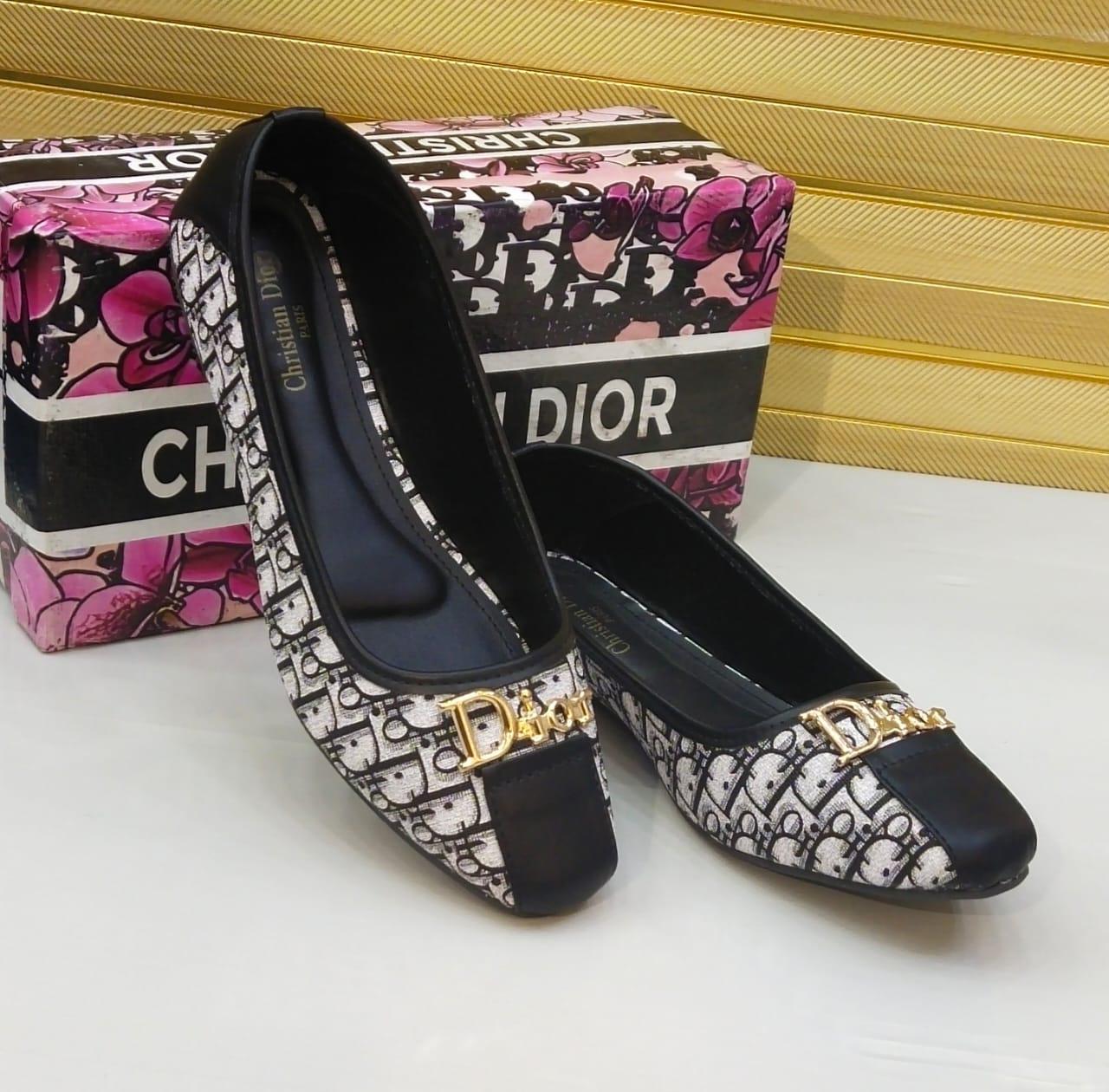 D-I-O-R | FLAT PUMPS