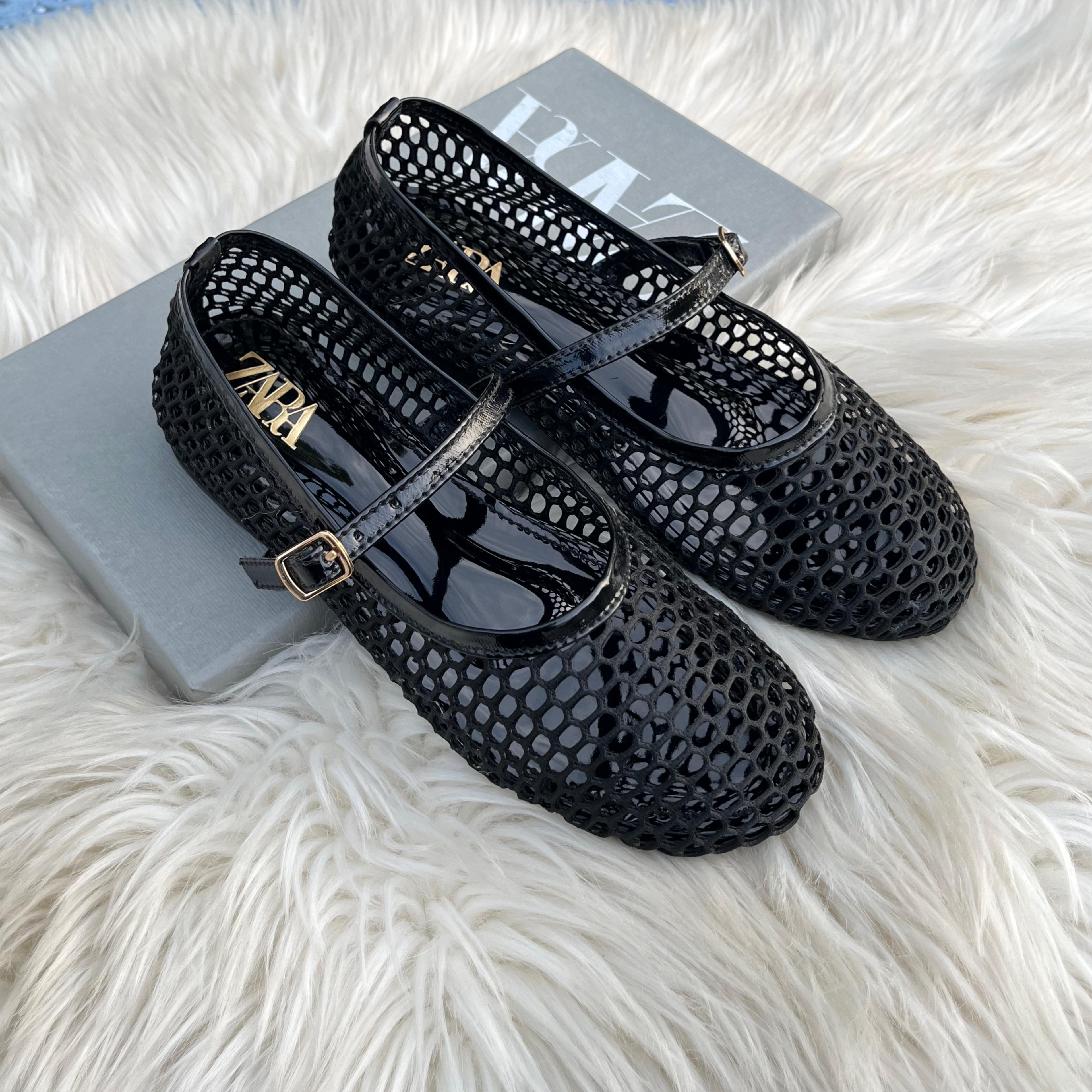 Fioure Luxury Breathable Mesh Mary Jane Flats