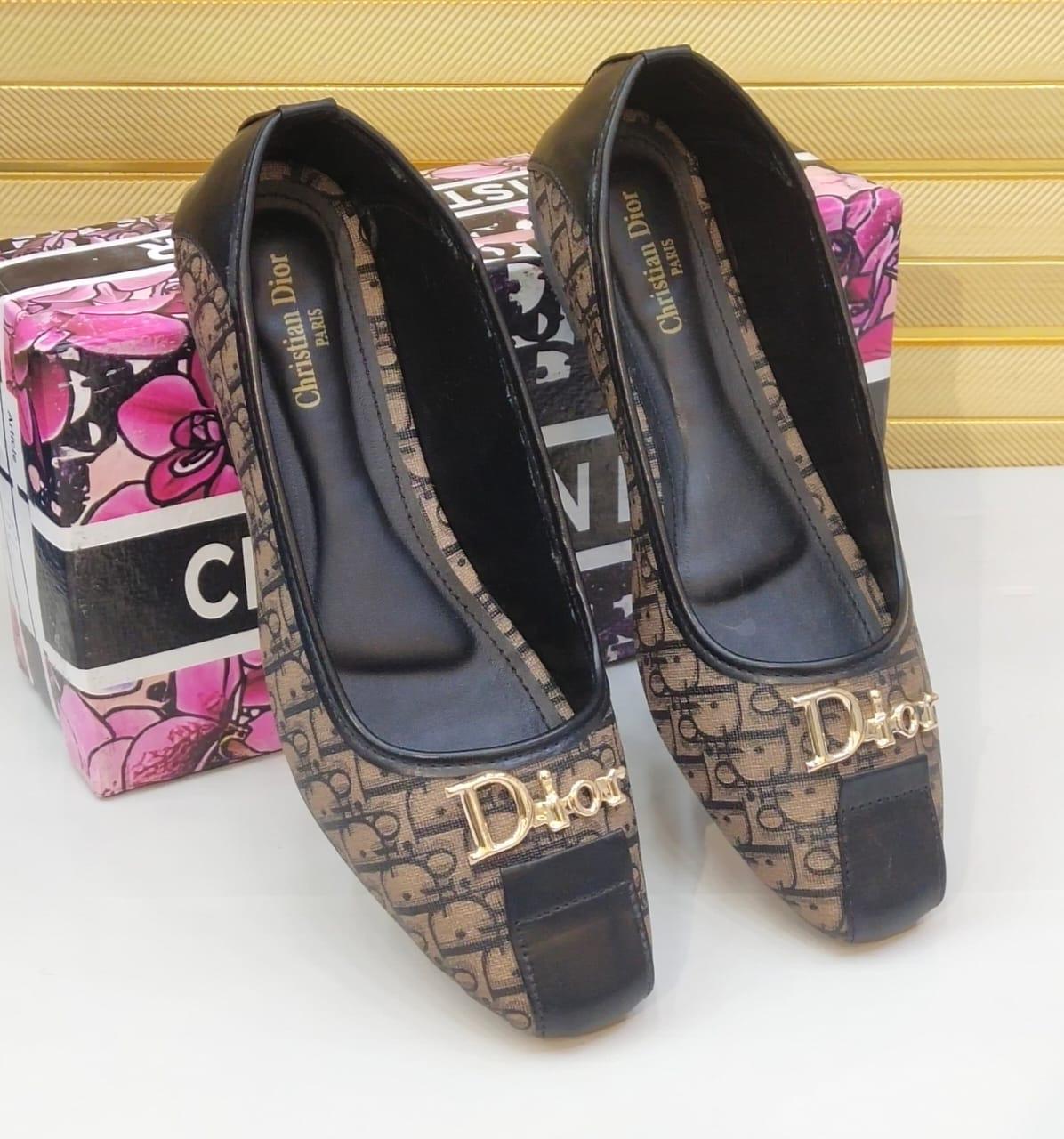 Fioure Luxury Flat Pumps - Designer Women's Elegant Footwear