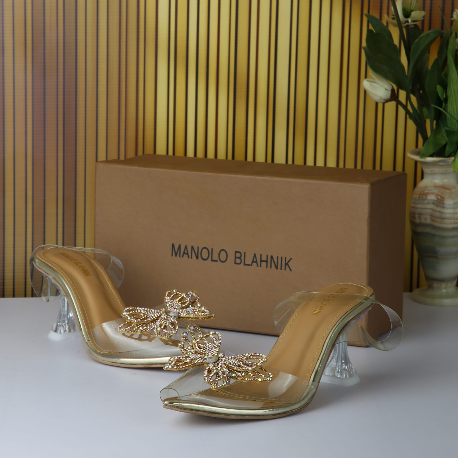 MANOLO BLAHNIK HEELS