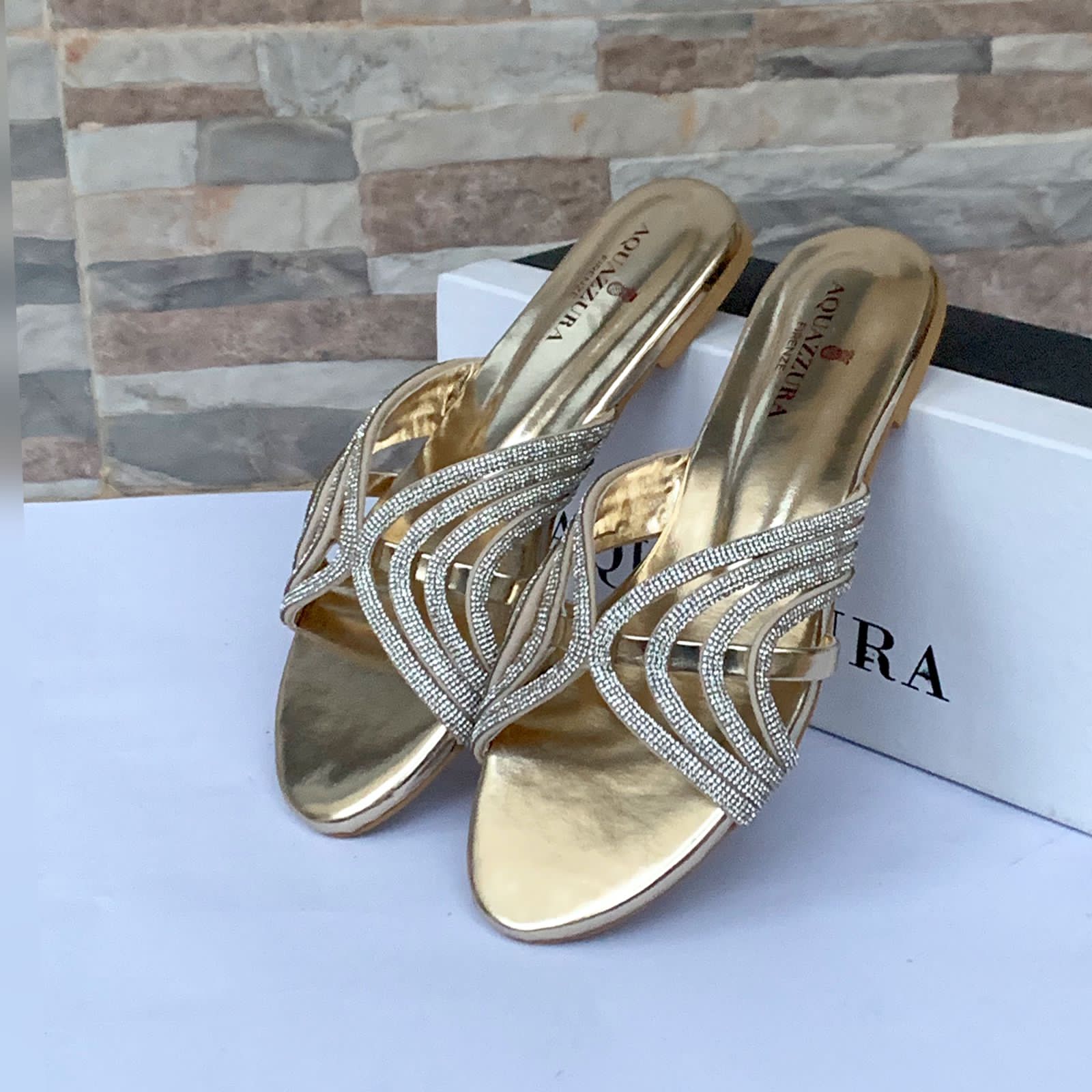 AQUAZZURA STYLISH FLATS
