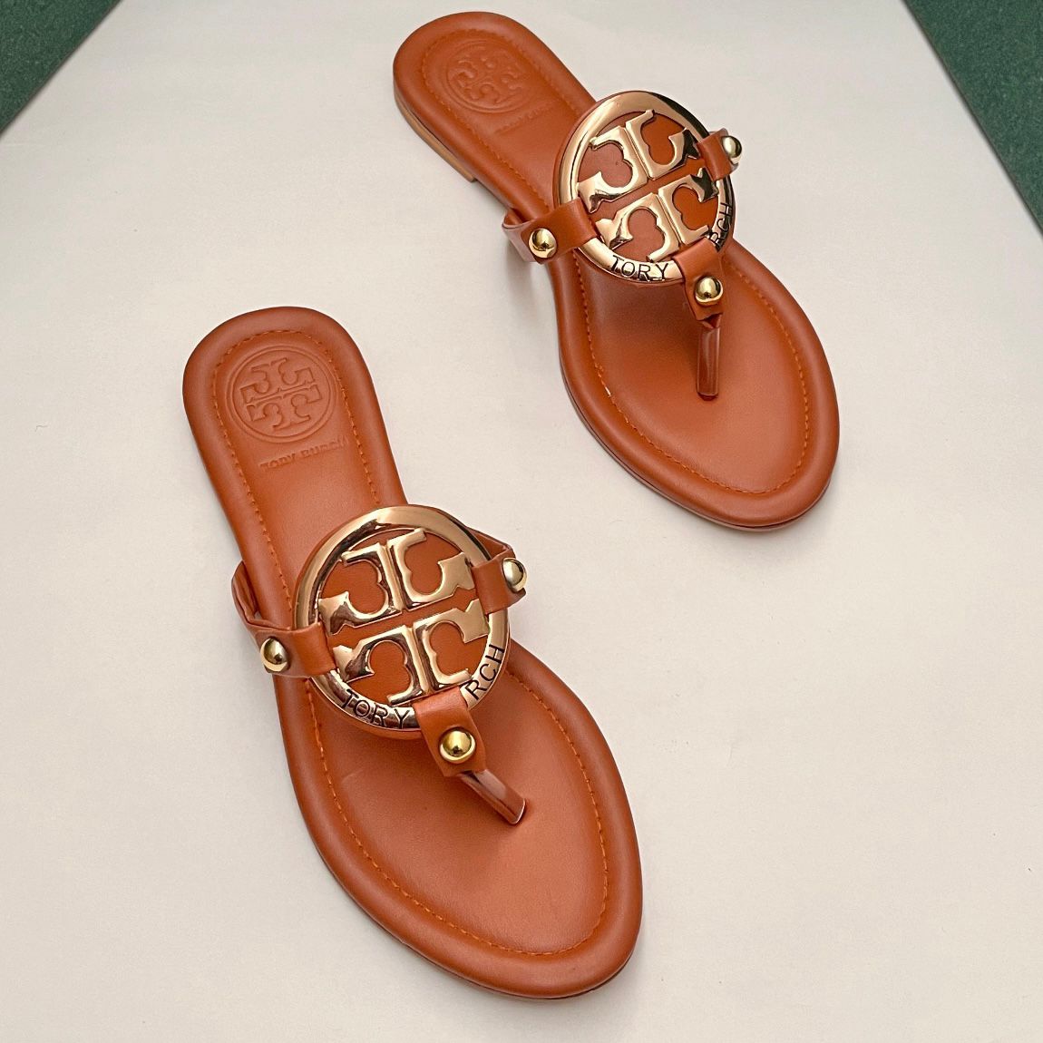 Fioure Premium Flat Slippers - Luxurious Designer Women's Flats