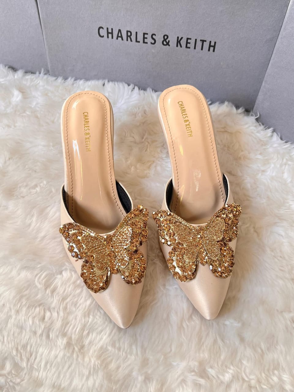 CHARLE'S-KEITH-HEELS